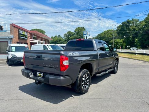 Used 2020 Toyota Tundra Limited w/ Limited Premium Package AWD/4WD image 8