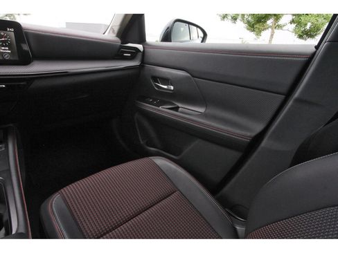Certified 2025 Nissan Kicks SR AWD/4WD image 14