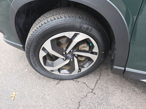 Used 2023 Subaru Forester Touring image 9