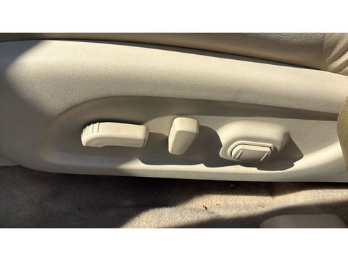 Used 2015 Nissan Murano Platinum w/ Platinum Technology Package image 8