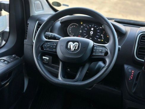 New 2026 RAM ProMaster 2500 w/ Quick Order Package 22G SLT image 17