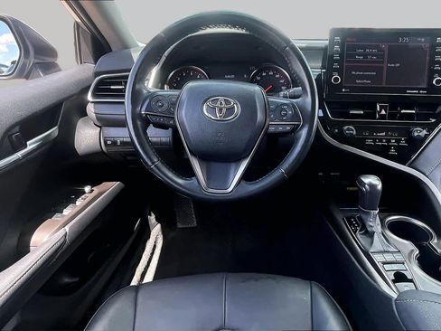 Used 2023 Toyota Camry XSE FWD image 6