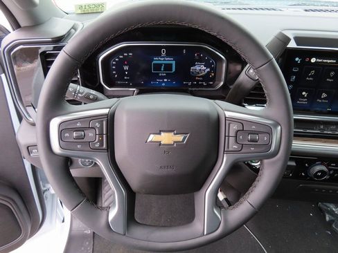 New 2026 Chevrolet Silverado 2500 LT w/ Convenience Package AWD/4WD image 6