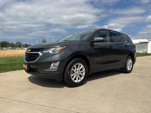 Used 2019 Chevrolet Equinox LT AWD/4WD image 1