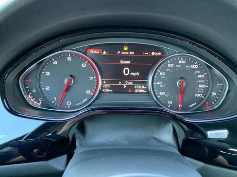 Used 2015 Audi A8 L 4.0T w/ Premium Package image 12