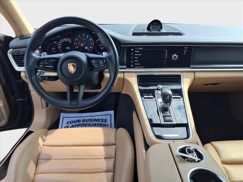 Used 2022 Porsche Panamera 4 Platinum Edition AWD/4WD image 33