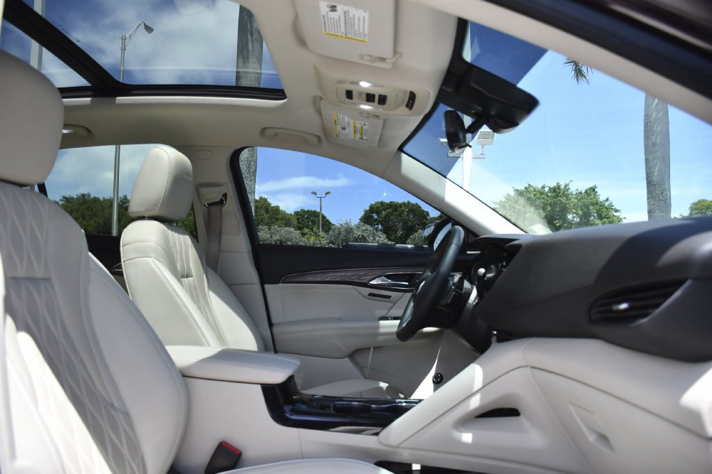 Used 2022 Buick Envision Avenir w/ Technology Package II FWD image 27
