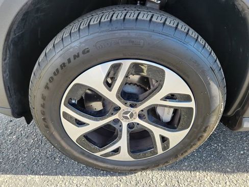 Certified 2025 Mercedes-Benz GLC 350e GLC 350e image 23