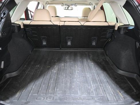 Used 2016 Subaru Outback 2.5i Limited image 19