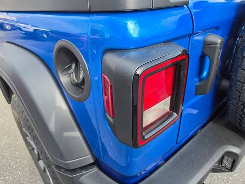 Certified 2026 Jeep Wrangler Sport AWD/4WD image 15