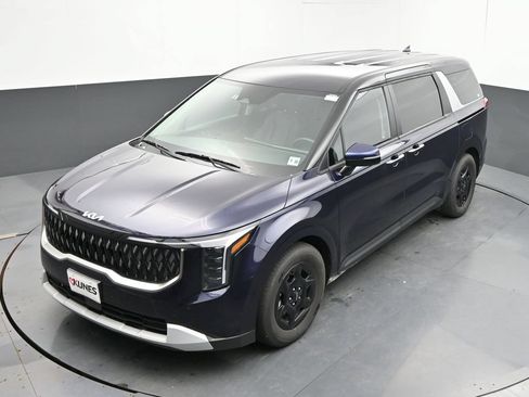 Used 2026 Kia Carnival FWD image 31