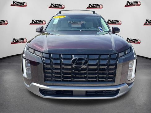 Used 2024 Hyundai Palisade Limited AWD/4WD image 2