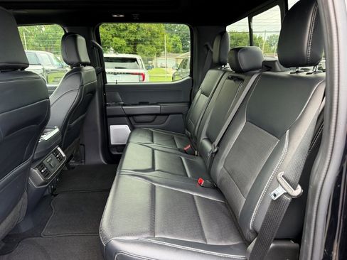 Used 2025 Ford F150 Lariat w/ Equipment Group 502A High AWD/4WD image 19