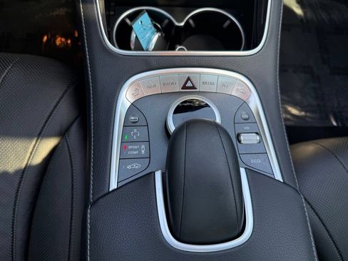 Used 2014 Mercedes-Benz S 550 Sedan image 31
