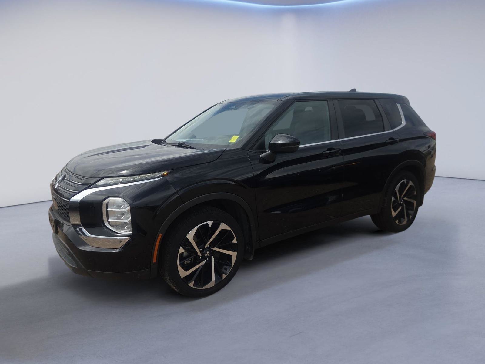 Used 2022 Mitsubishi Outlander ES AWD/4WD image 1