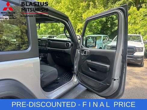 Used 2020 Jeep Wrangler Sport AWD/4WD image 19