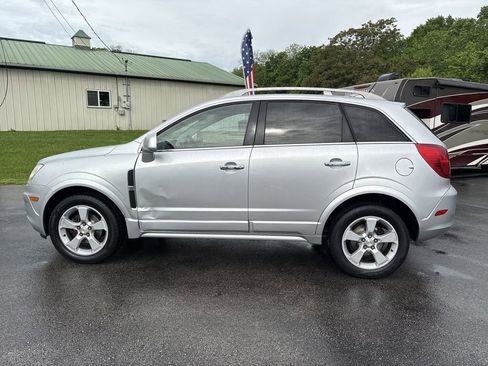 Used 2014 Chevrolet Captiva Sport LT FWD image 8