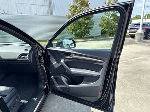 Used 2024 Audi Q5 2.0T Premium Plus w/ Premium Plus Package image 13