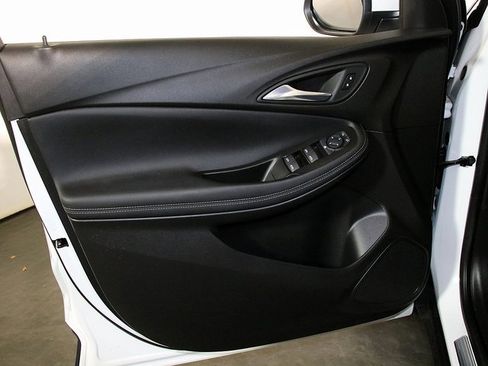 Used 2022 Buick Encore GX Preferred w/ Cold Weather Comfort Package image 22