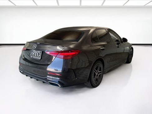 Used 2023 Mercedes-Benz C 300 Sedan image 4