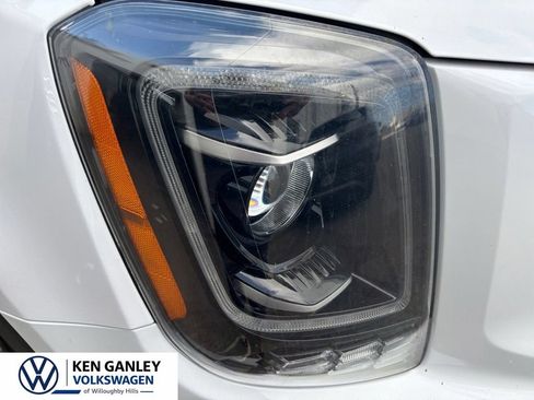 Used 2021 Kia Telluride LX AWD/4WD image 7
