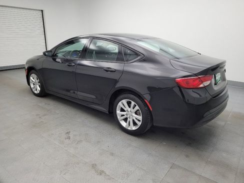 Used 2016 Chrysler 200 Limited image 3