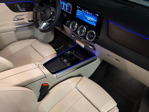 New 2026 Mercedes-Benz GLA 250 4MATIC image 15