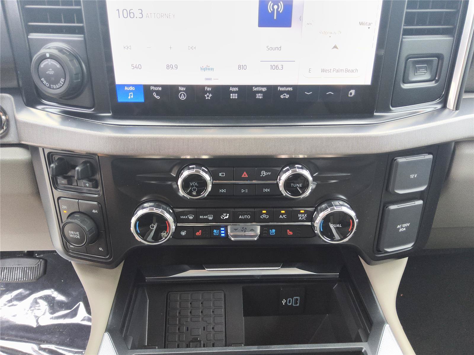 New 2027 Ford F250 Platinum w/ Platinum Plus Package AWD/4WD image 20