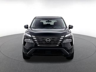 Used 2025 Nissan Rogue SV FWD video 2