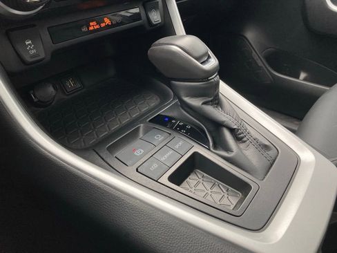 Used 2024 Toyota RAV4 XLE Premium image 24