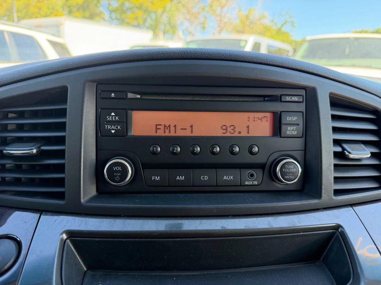 Used 2013 Nissan Quest S FWD image 22
