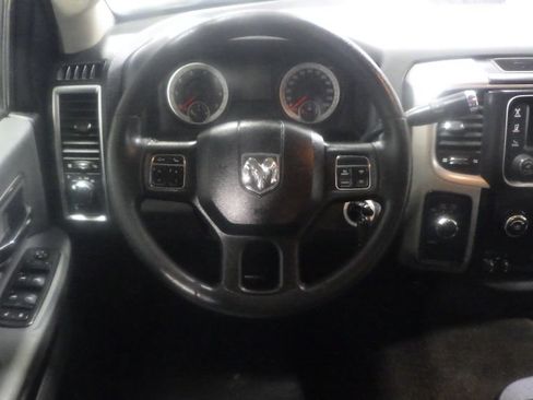 Used 2015 RAM 2500 SLT AWD/4WD image 9