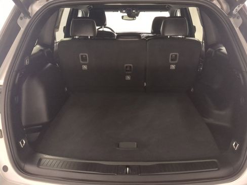 Certified 2024 Jeep Grand Cherokee Altitude image 20