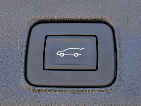 Used 2026 Chevrolet TrailBlazer LT w/ Convenience Package FWD image 35