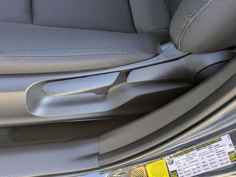 Used 2024 Toyota Corolla LE image 14