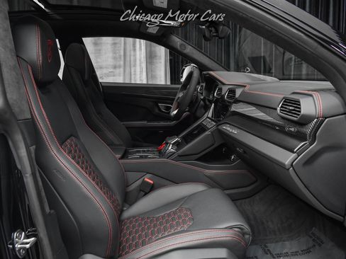 Used 2024 Lamborghini Urus S image 23