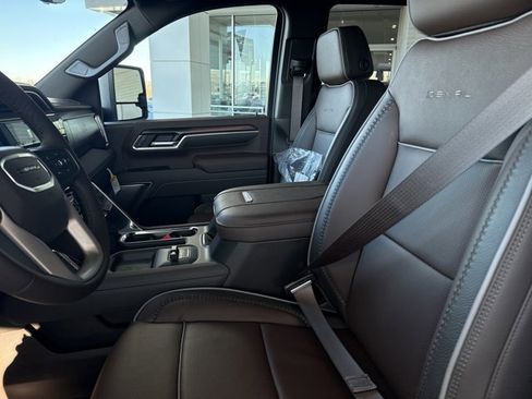 New 2026 GMC Sierra 2500 Denali w/ Denali Reserve Package image 5