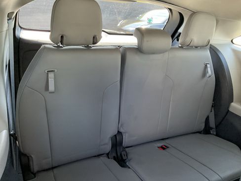 Used 2021 Toyota Sienna XLE FWD image 26
