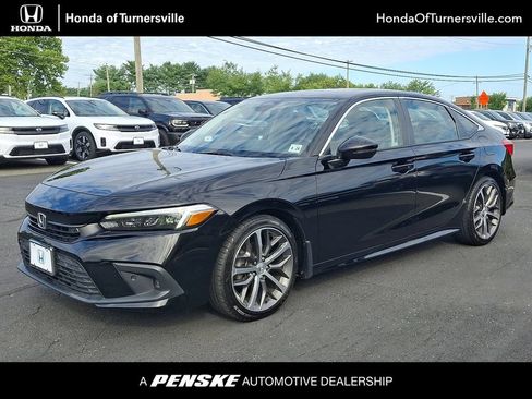 Certified 2023 Honda Civic Touring image 1