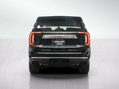 Used 2021 GMC Yukon Denali w/ Denali Premium Package