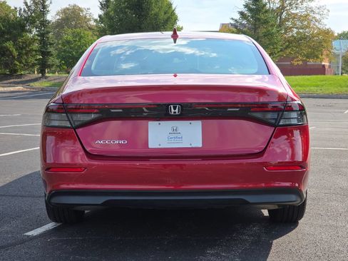 Certified 2025 Honda Accord LX image 18
