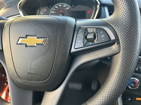 Used 2021 Chevrolet Trax LS w/ Tint and Cruise Package image 20