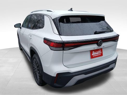New 2026 Volkswagen Tiguan S image 3