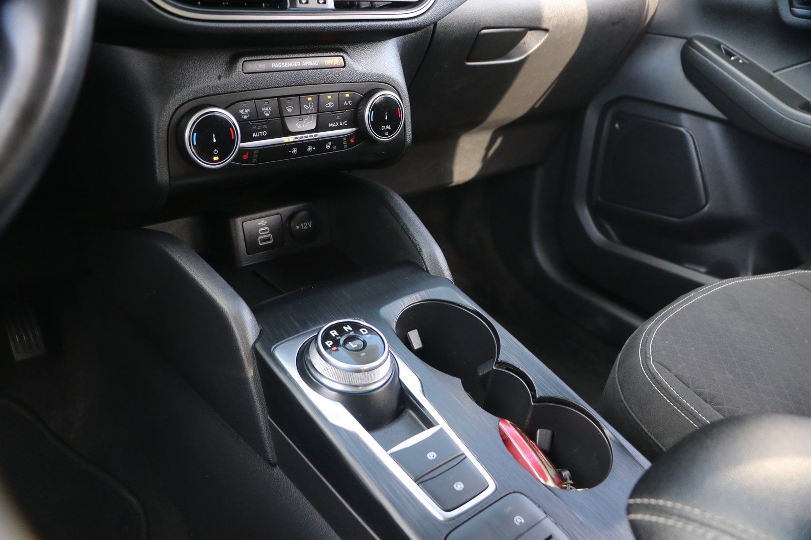 Used 2024 Ford Escape Active w/ Cold Weather Package FWD image 25