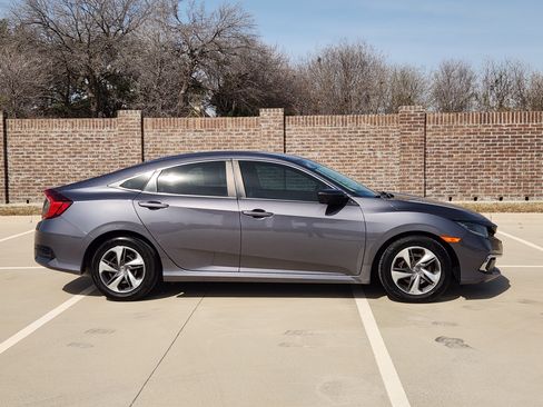 Used 2019 Honda Civic LX image 5