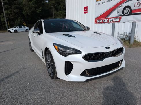 Used 2019 Kia Stinger GT1 RWD image 1