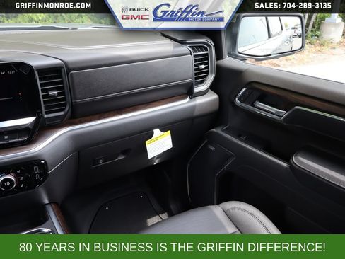 New 2026 GMC Sierra 1500 SLT w/ SLT Premium Plus Package AWD/4WD image 16