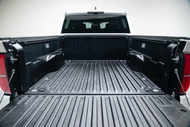 Used 2024 Toyota Tacoma TRD Off-Road AWD/4WD image 12