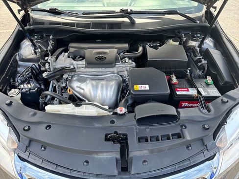 Used 2017 Toyota Camry LE FWD image 25