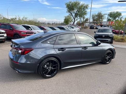 Used 2025 Honda Civic Sport image 5